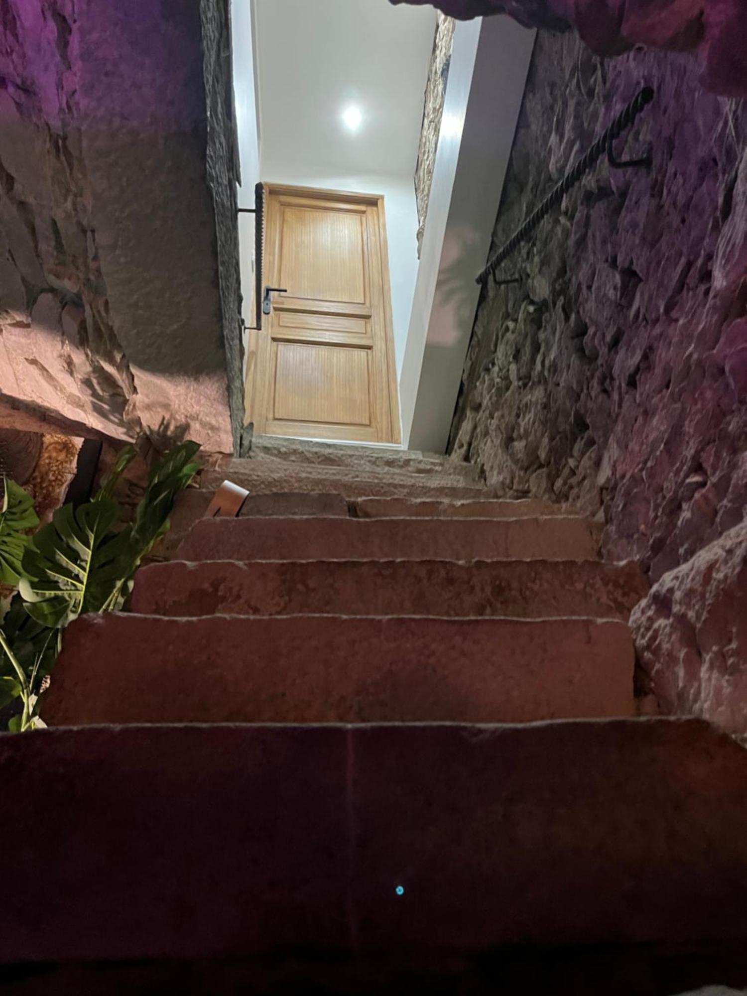 La Voute Du Pilat & Options Spa, Massage Saint-Chamond Eksteriør billede