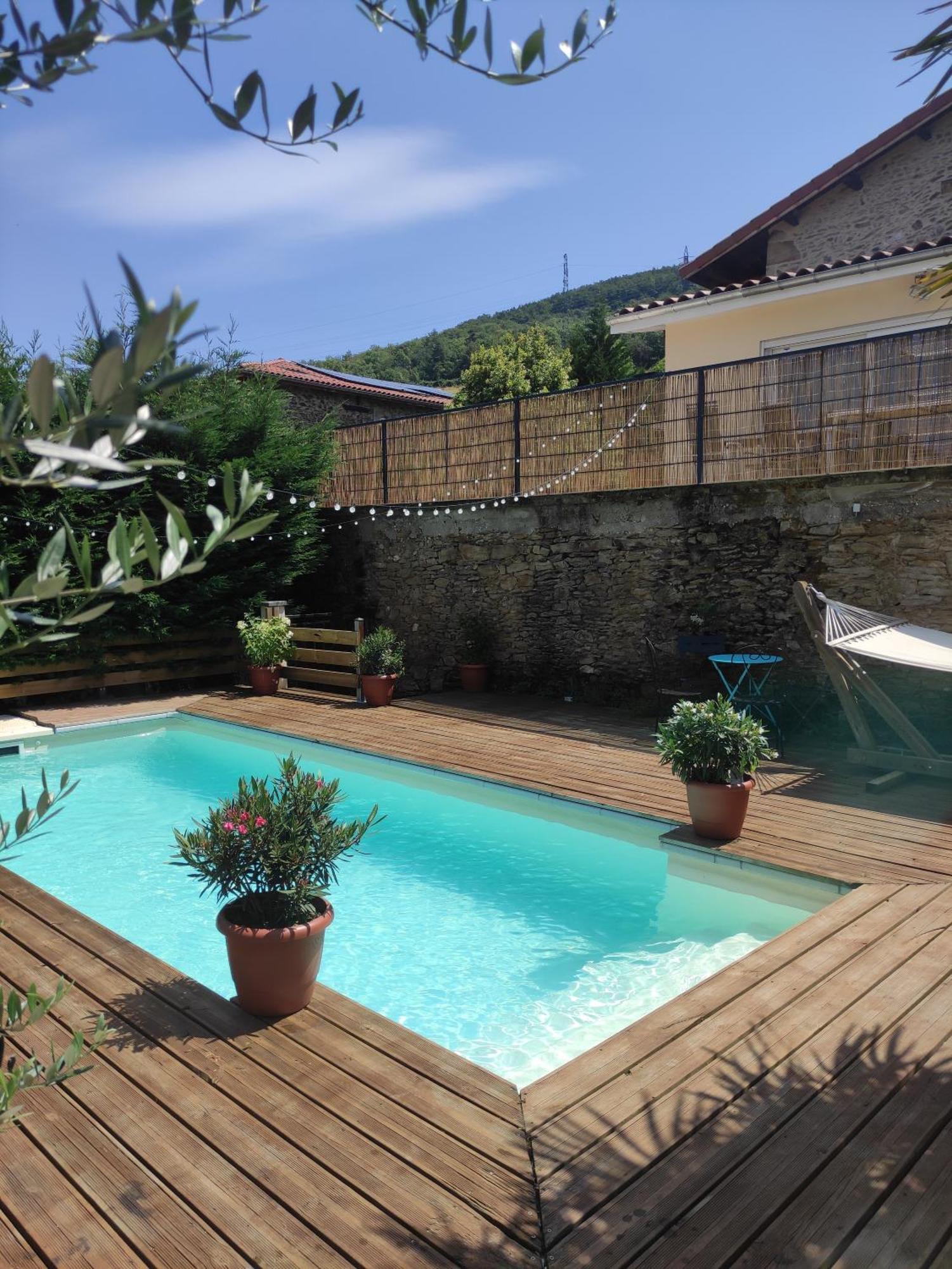 La Voute Du Pilat & Options Spa, Massage Saint-Chamond Eksteriør billede