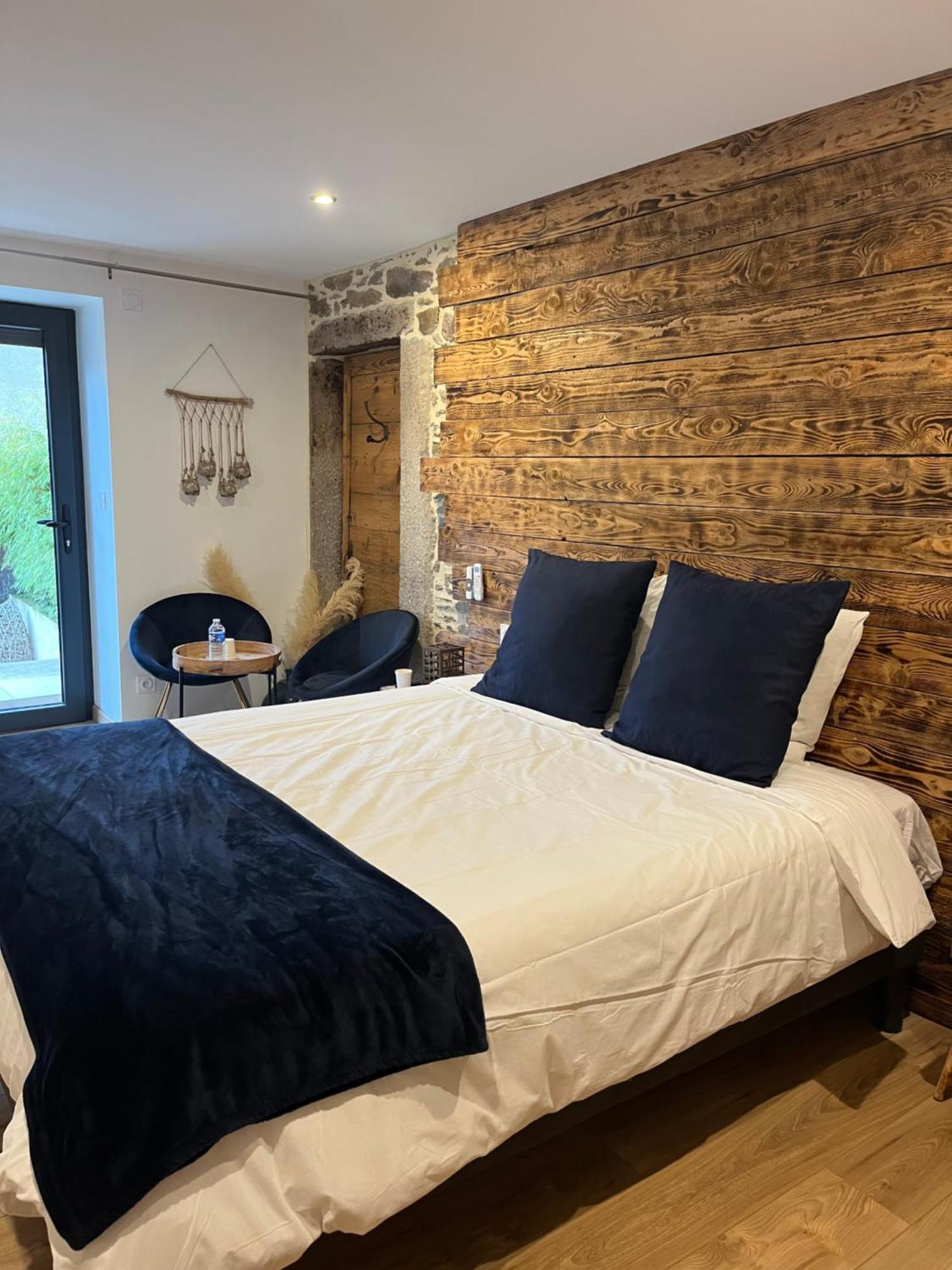 La Voute Du Pilat & Options Spa, Massage Saint-Chamond Eksteriør billede